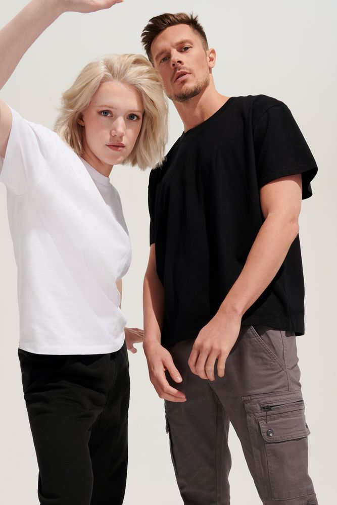 Футболка оверсайз унисекс Legacy, белая — изображение 13