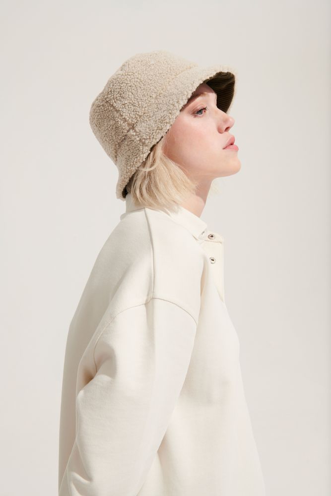 Панама Bucket двусторонняя утепленная, темно-серая с бежевым — изображение 9