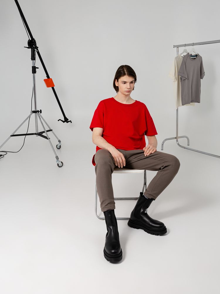 Футболка унисекс Kosmos 1.0, красная — изображение 3