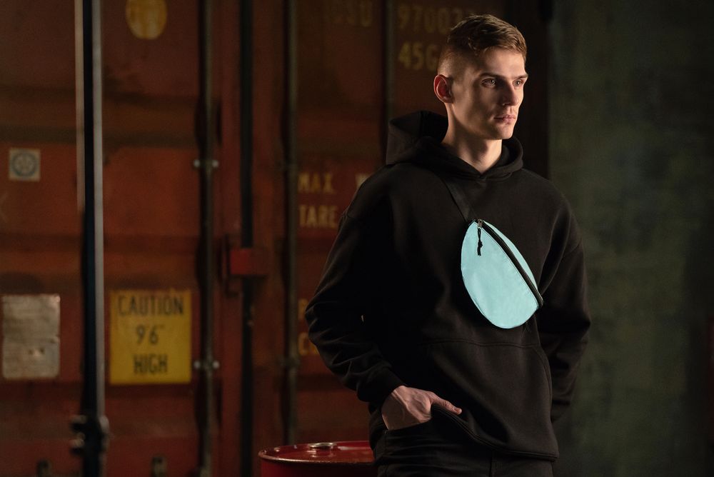 Поясная сумка Manifest из светоотражающей ткани, серая — изображение 8