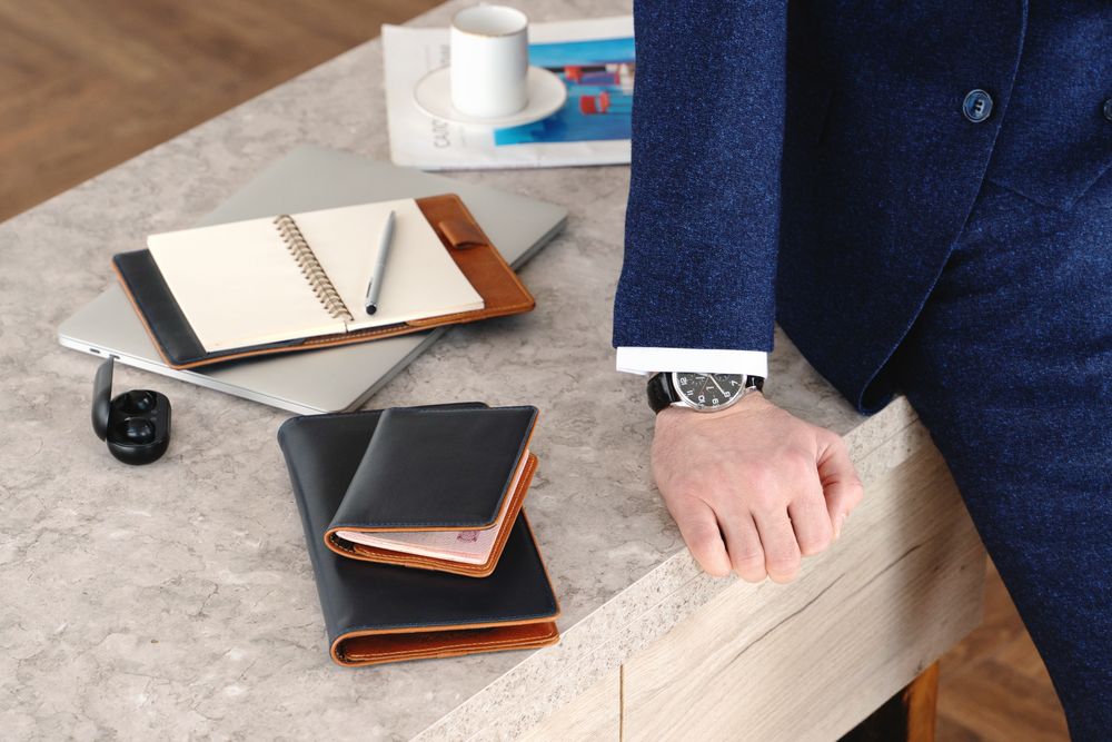 Обложка для паспорта Kalsa Palermo, синяя — изображение 11