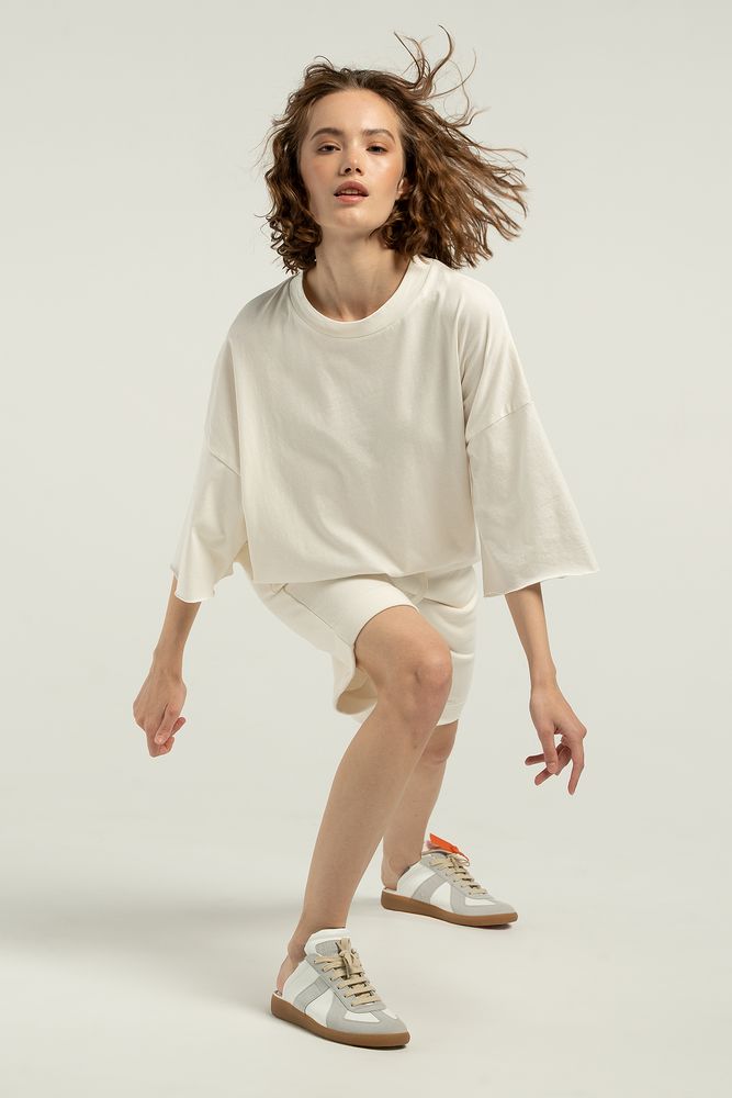 Футболка унисекс оверсайз T1, молочно-белая — изображение 3