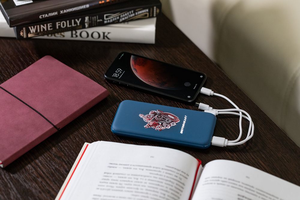 Аккумулятор с подсветкой markBright City, 10000 мАч, синий — изображение 9