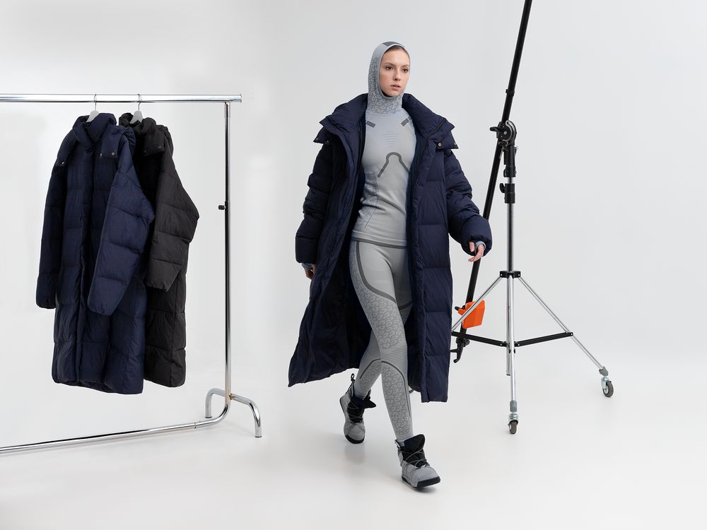 Пуховик унисекс Kapsula, серый — изображение 17