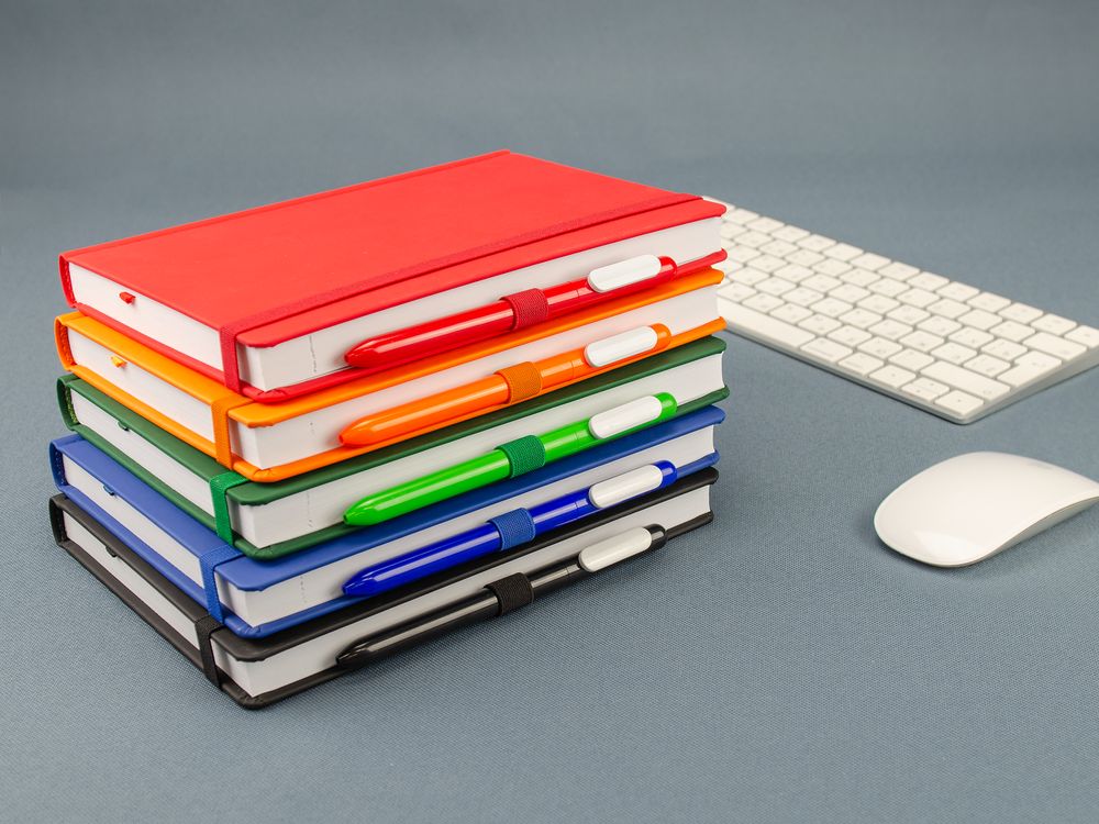 Ежедневник Favor, недатированный, черный — изображение 10