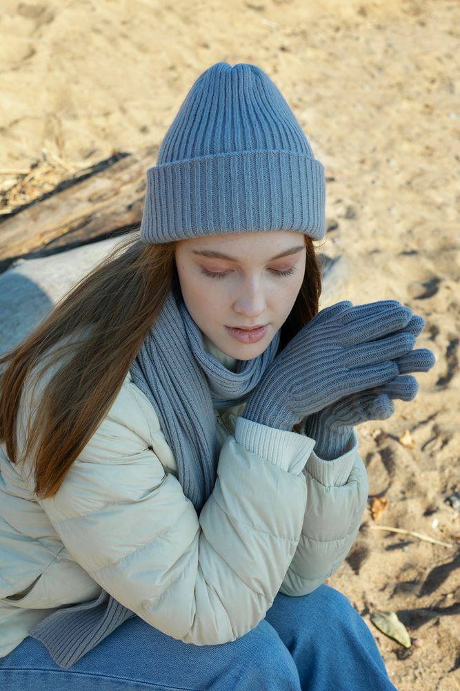 Шапка Capris, серая — изображение 9