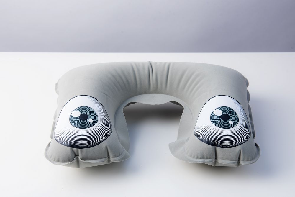 Надувная подушка под шею в чехле Sleep, серая — изображение 5