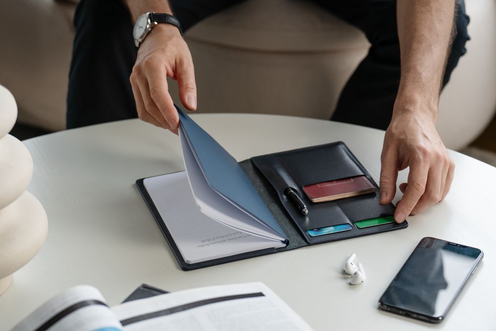 Еженедельник-портфолио Remini, недатированный, черный — изображение 15