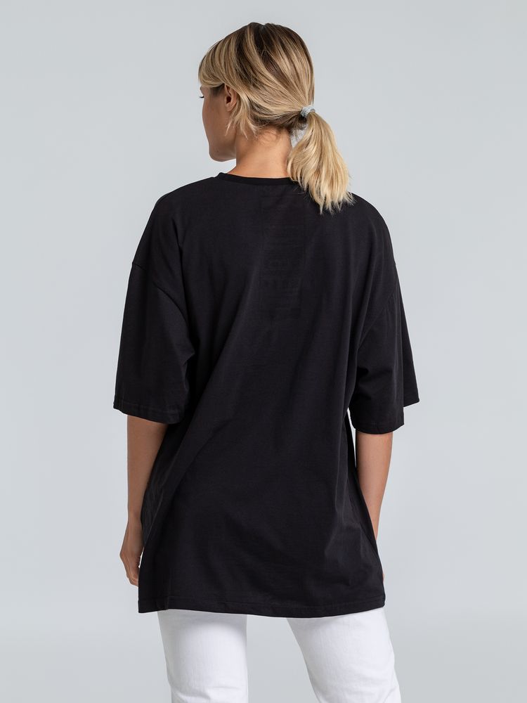 Футболка оверсайз «He is So Pretty. Давид», черная — изображение 6