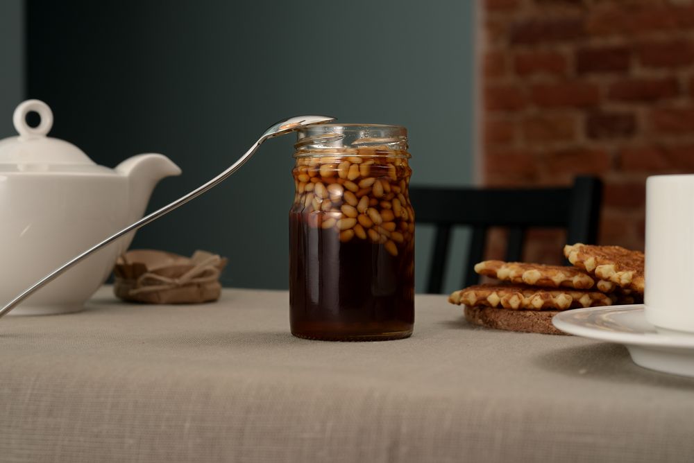 Мед цветочный Bee To Bear, с кедровыми орехами — изображение 4