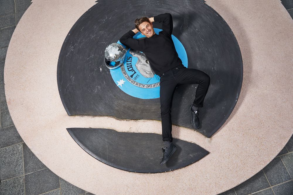 Толстовка ID.002 белая — изображение 7