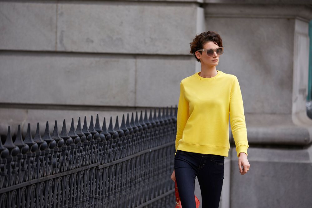 Свитшот женский Queen, черный — изображение 6