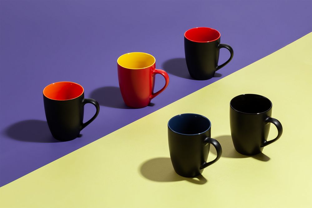 Кружка Bright Tulip, матовая, черная — изображение 4