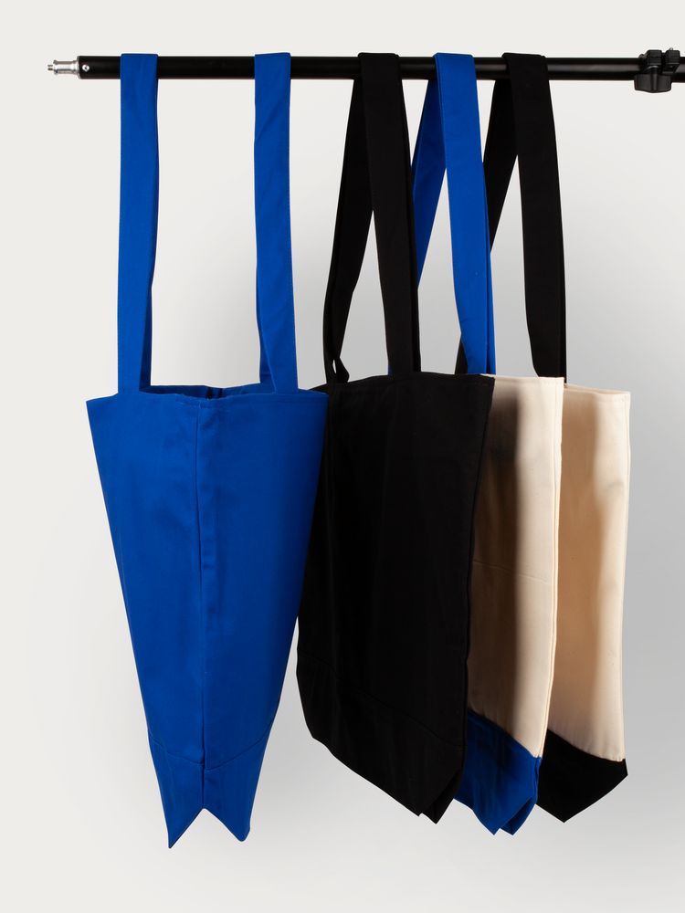 Сумка для покупок на молнии Shopaholic Zip, черная — изображение 12