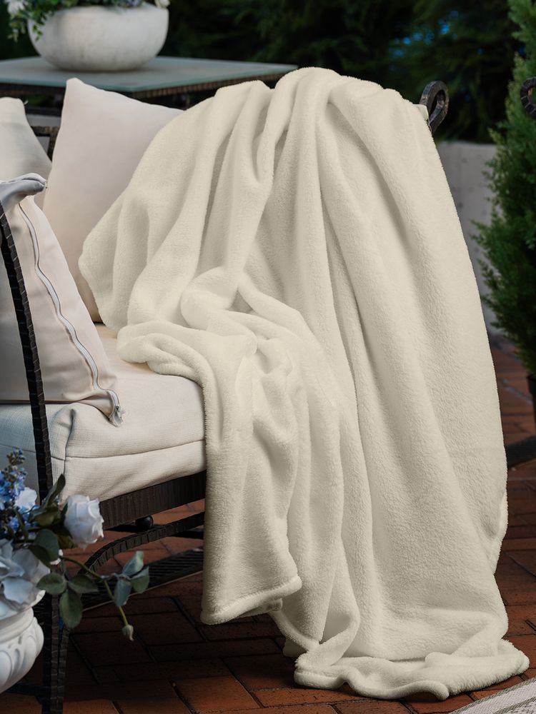 Плед Plush, бежевый — изображение 9