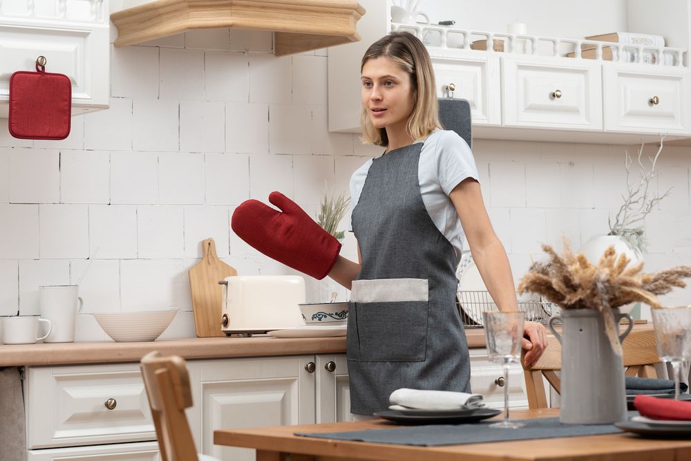 Прихватка-рукавица Settle In, красная — изображение 5