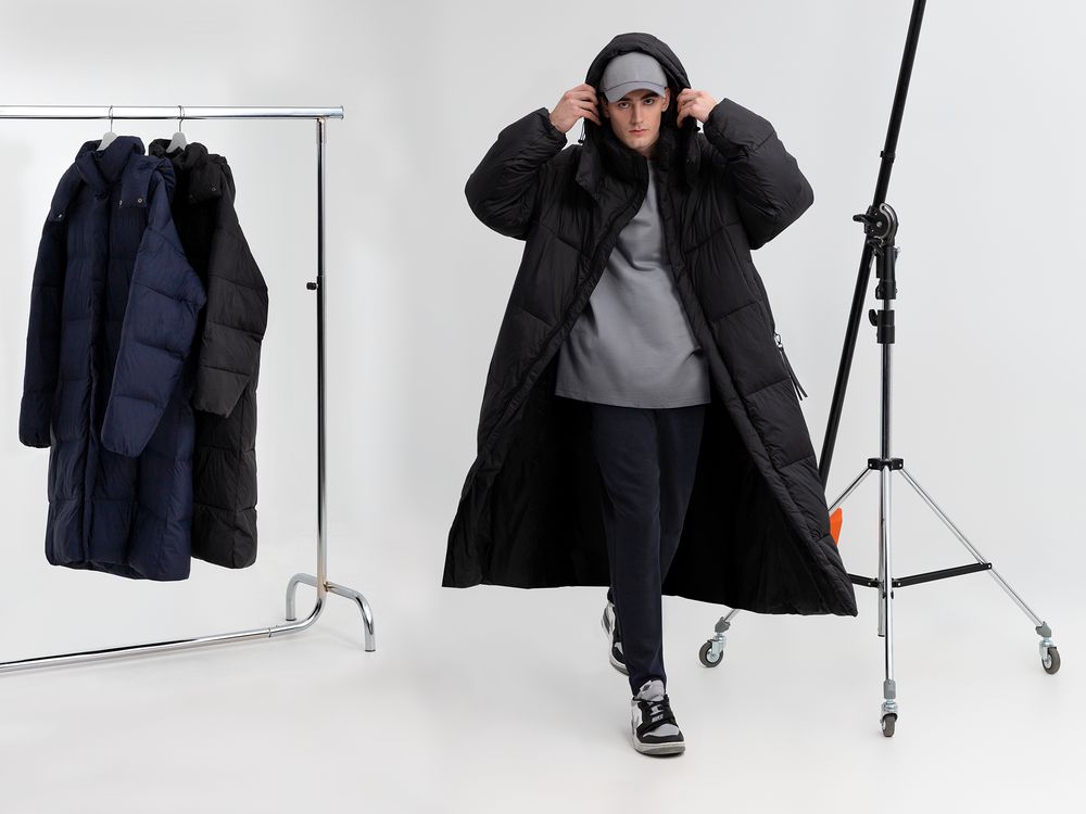 Пуховик унисекс Kapsula, черный — изображение 14