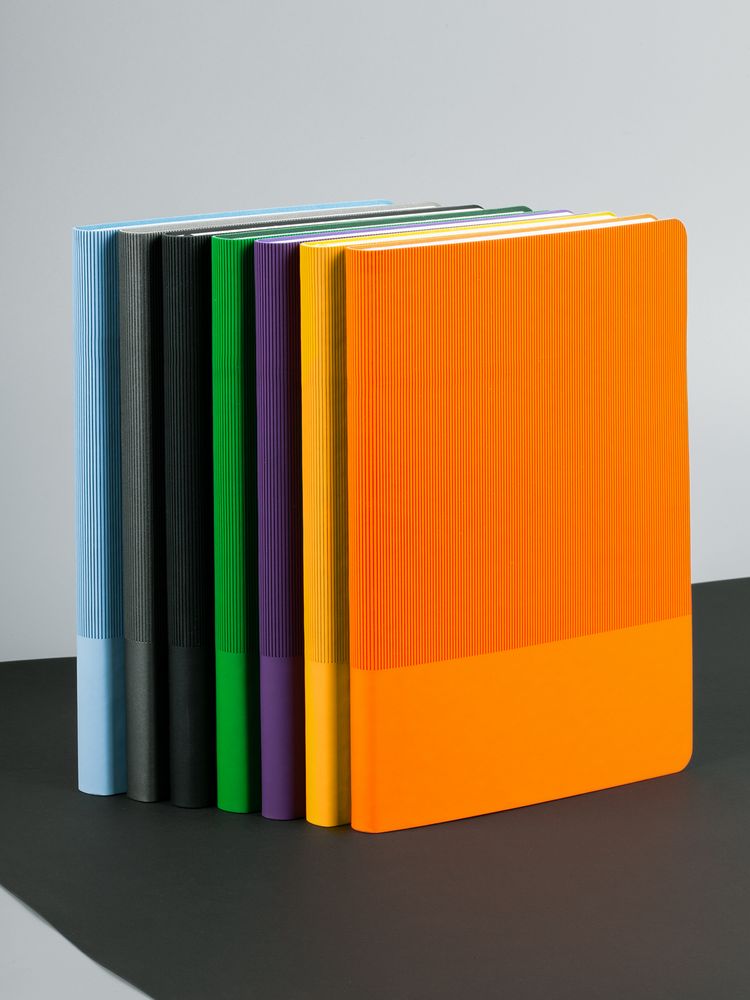 Ежедневник Vale, недатированный, серый — изображение 12