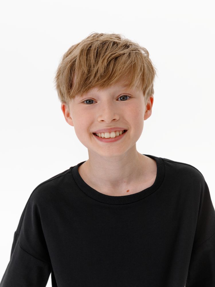 Футболка детская оверсайз Teezer, черная — изображение 9