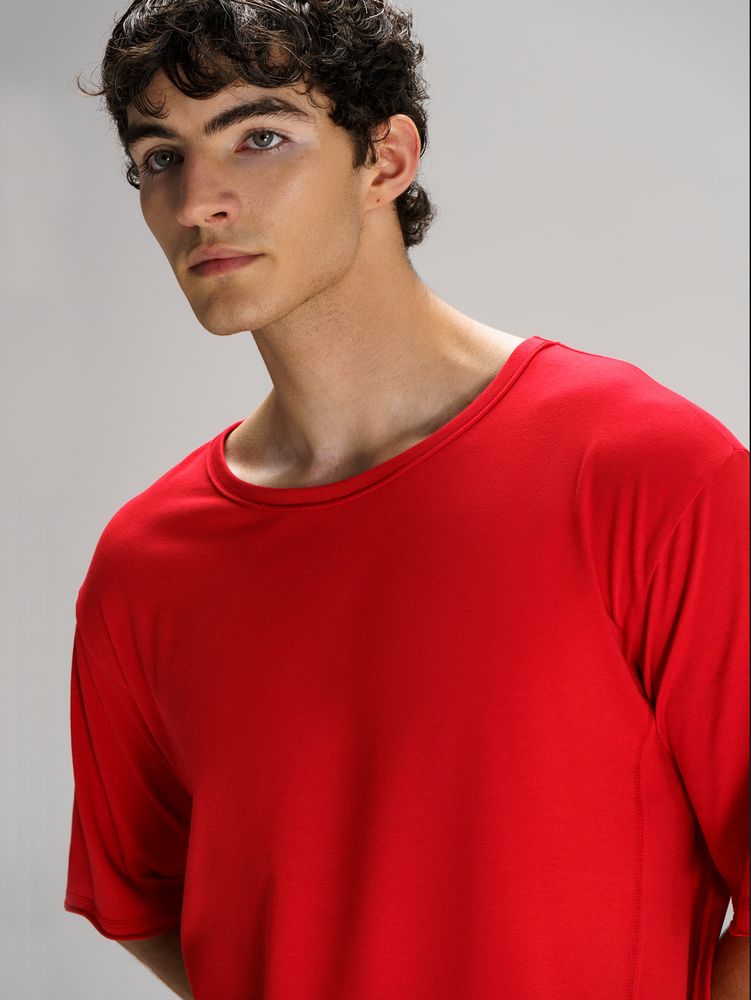 Футболка оверсайз унисекс Vozduh, красная — изображение 11