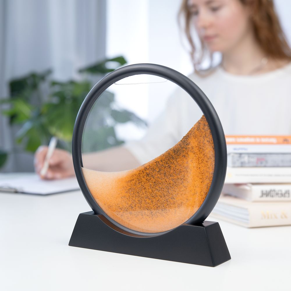 Песочная картина-антистресс Pleasantville, черная с оранжевым — изображение 6