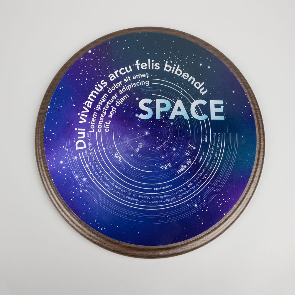 Плакетка Plaque, круглая, венге с серебристой пластиной — изображение 8