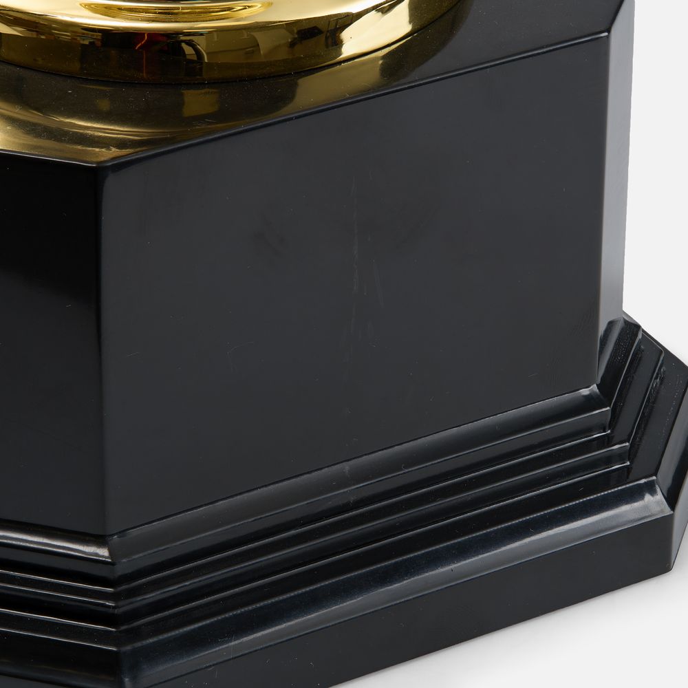 Кубок Floretta Oval, малый, золотистый — изображение 6