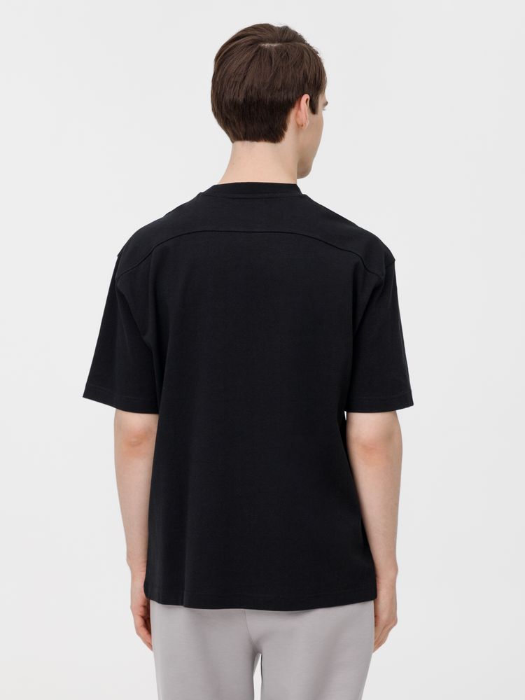 Футболка оверсайз унисекс Sideline, черная — изображение 16