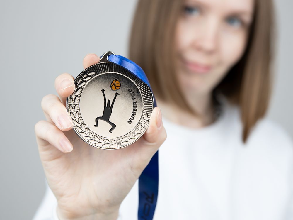 Медаль Regalia, большая, серебристая — изображение 9