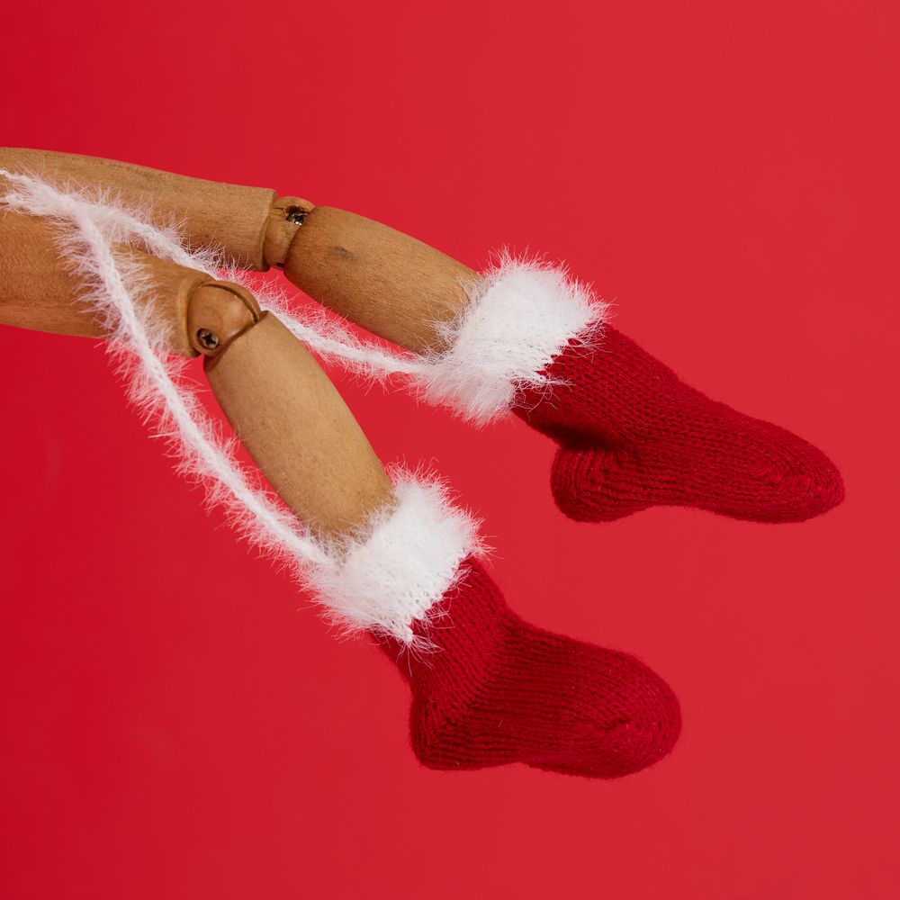 Подвеска на елку «Вьюжка», носочки, красная — изображение 8