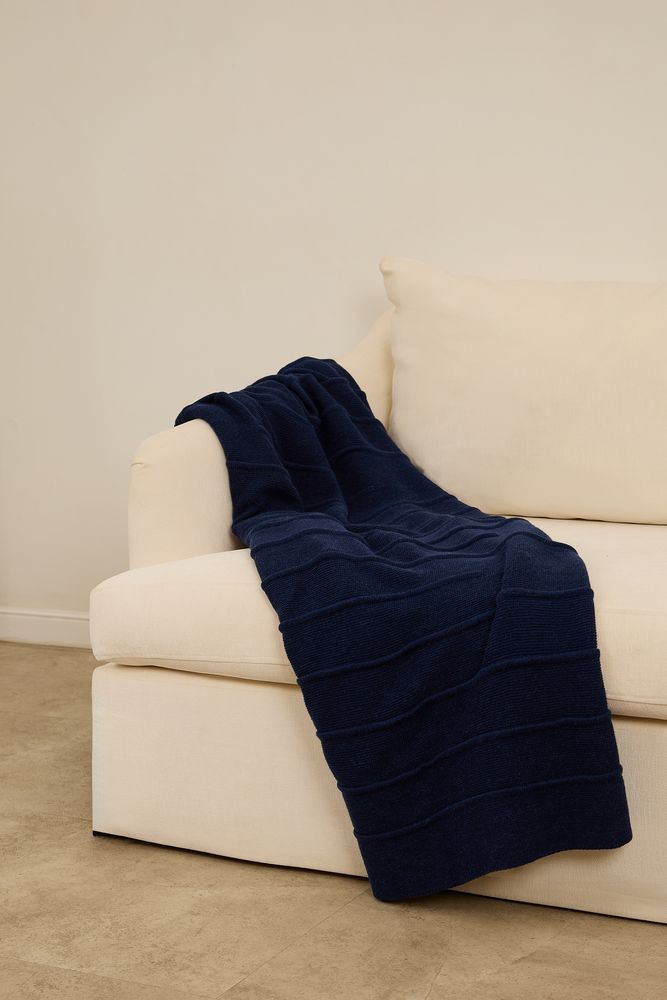 Плед Nessona Alpaca, темно-синий — изображение 5