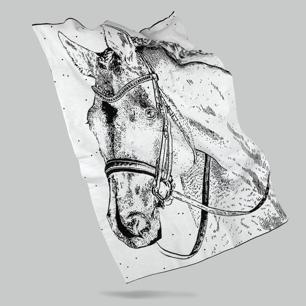 Плед «Вороной» — изображение 7