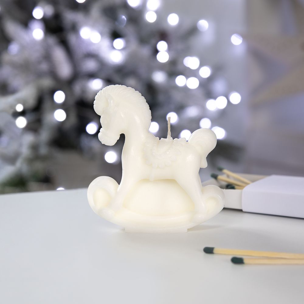 Свеча фигурная «Лошадка-качалка», белая — изображение 5