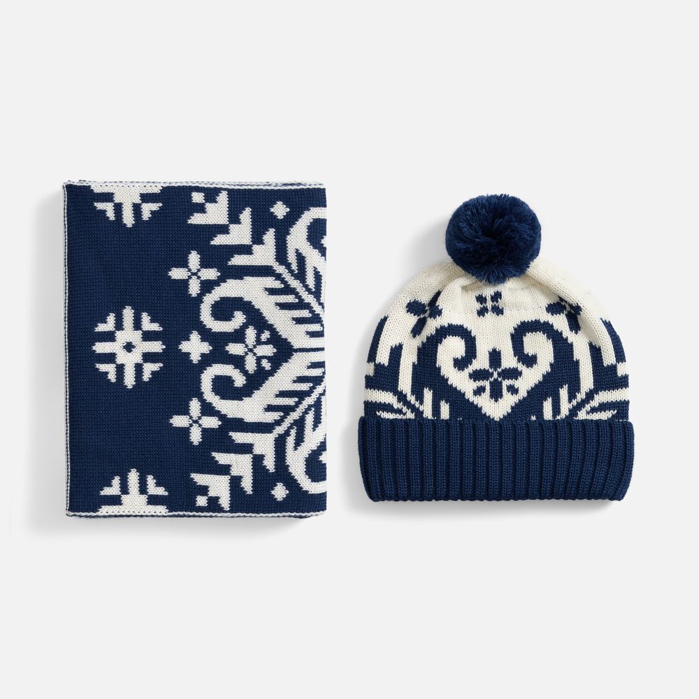 Шапка Wintertude, синяя с белым — изображение 4