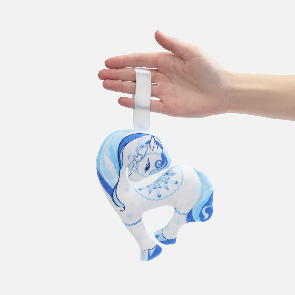 Мягкая игрушка — подвеска «Снежка» — изображение 5