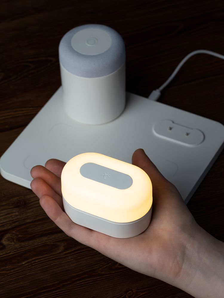 Станция беспроводной зарядки с колонкой и ночником Trilogy, белая — изображение 17