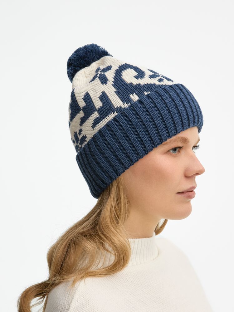 Шапка Wintertude, синяя с белым — изображение 6