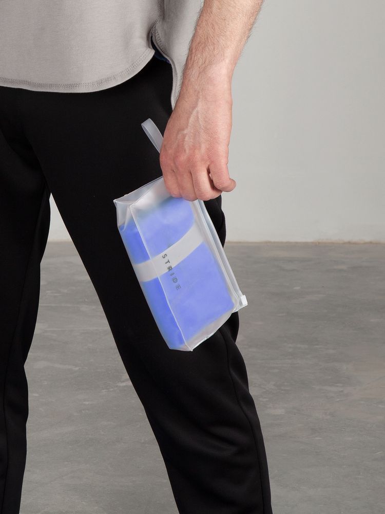 Спортивное полотенце Vigo Small, синее — изображение 9