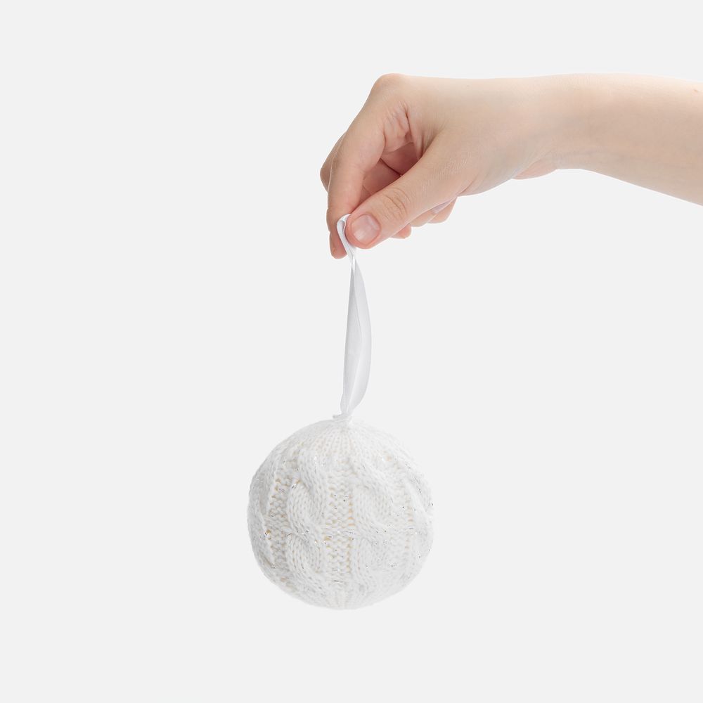 Вязаный шарик «Магия зимы» — изображение 3